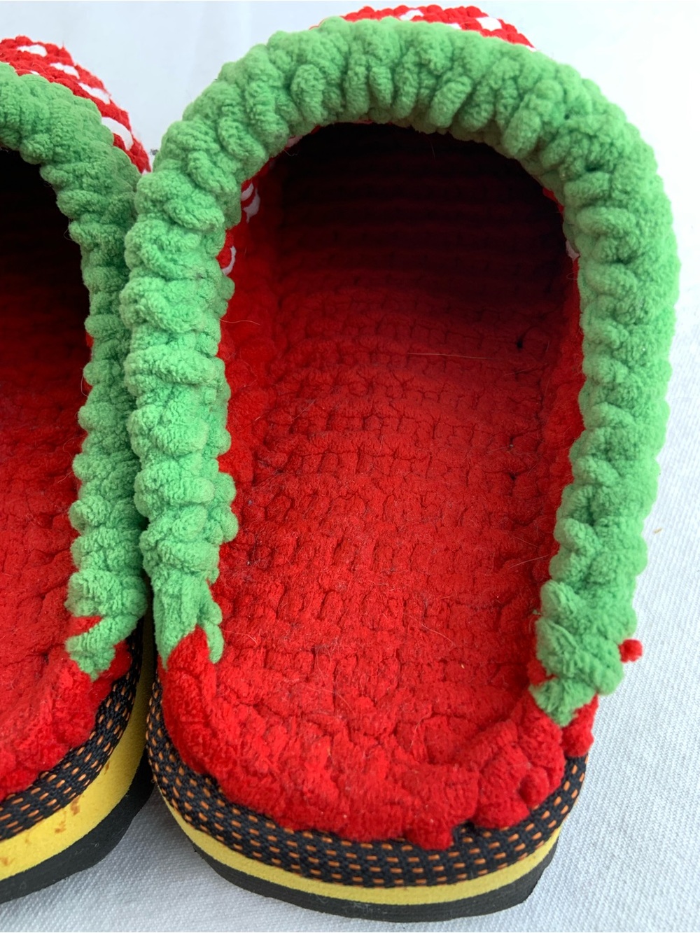 Strawberry Slipper Clogs - Picture 8 of 10